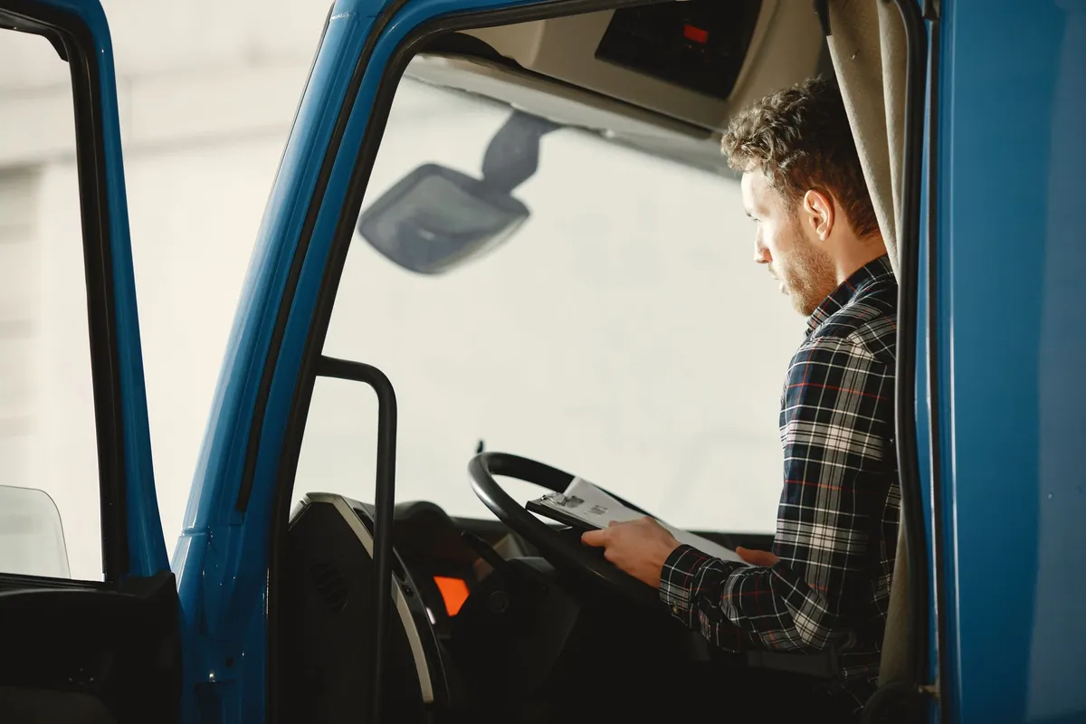 Cursist oefent voor het RVM1-C-examen